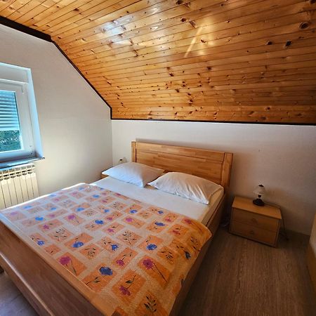 House Mirjana Hotel Smoljanac Eksteriør billede