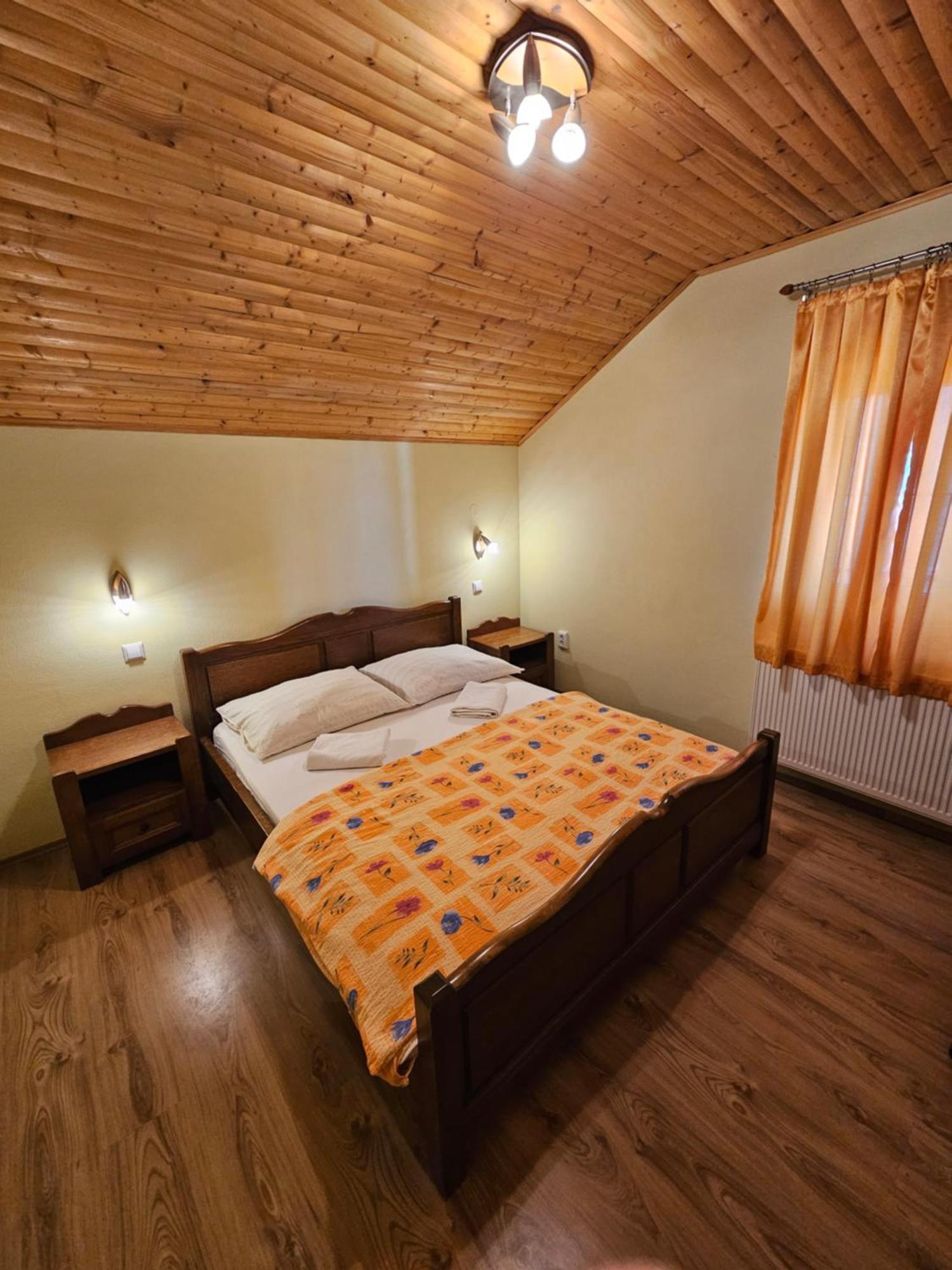 House Mirjana Hotel Smoljanac Eksteriør billede